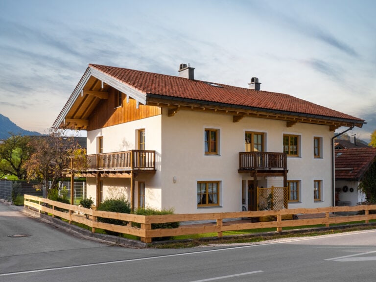 Ansicht aus Südost | Zweifamilienhaus in Ruhpolding