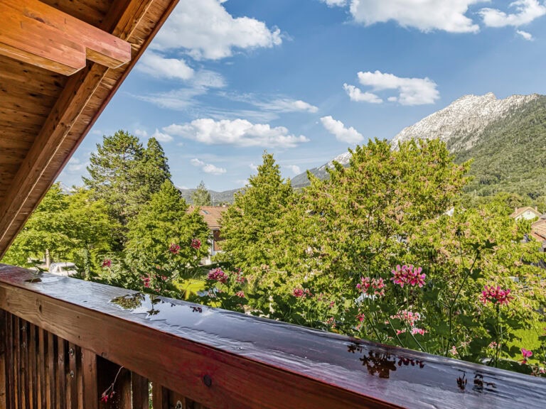 Landhaus Bad Reichenhall – Dachgeschoss mit herrlichem Ausblick auf Hochstaufen und Fuderheuberg