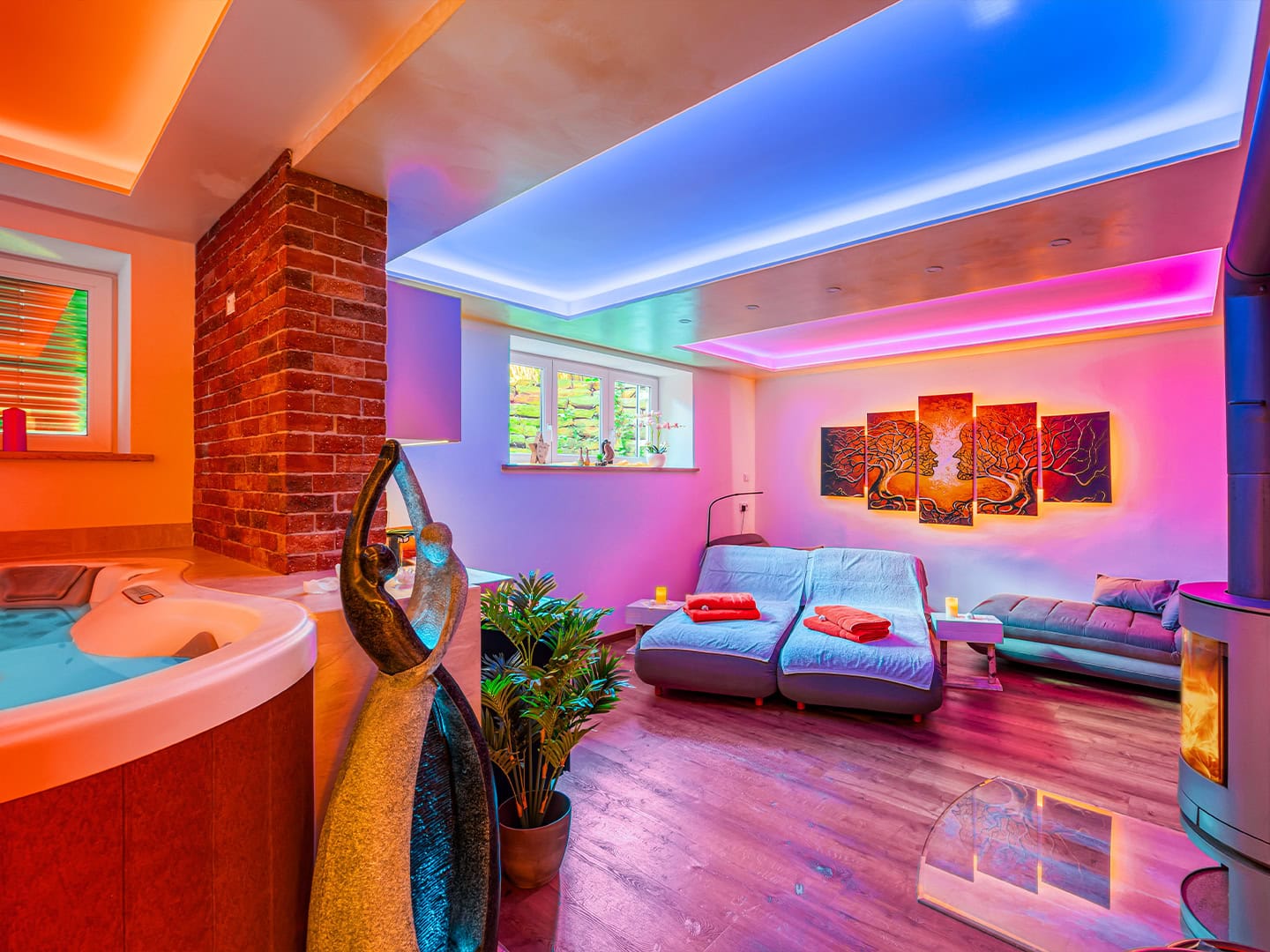 Landhaus Bad Reichenhall – Spa- und Wellnessbereich im Souterrain gelegen – mit finnischer Sauna, Whirlpool, Dusche und WC